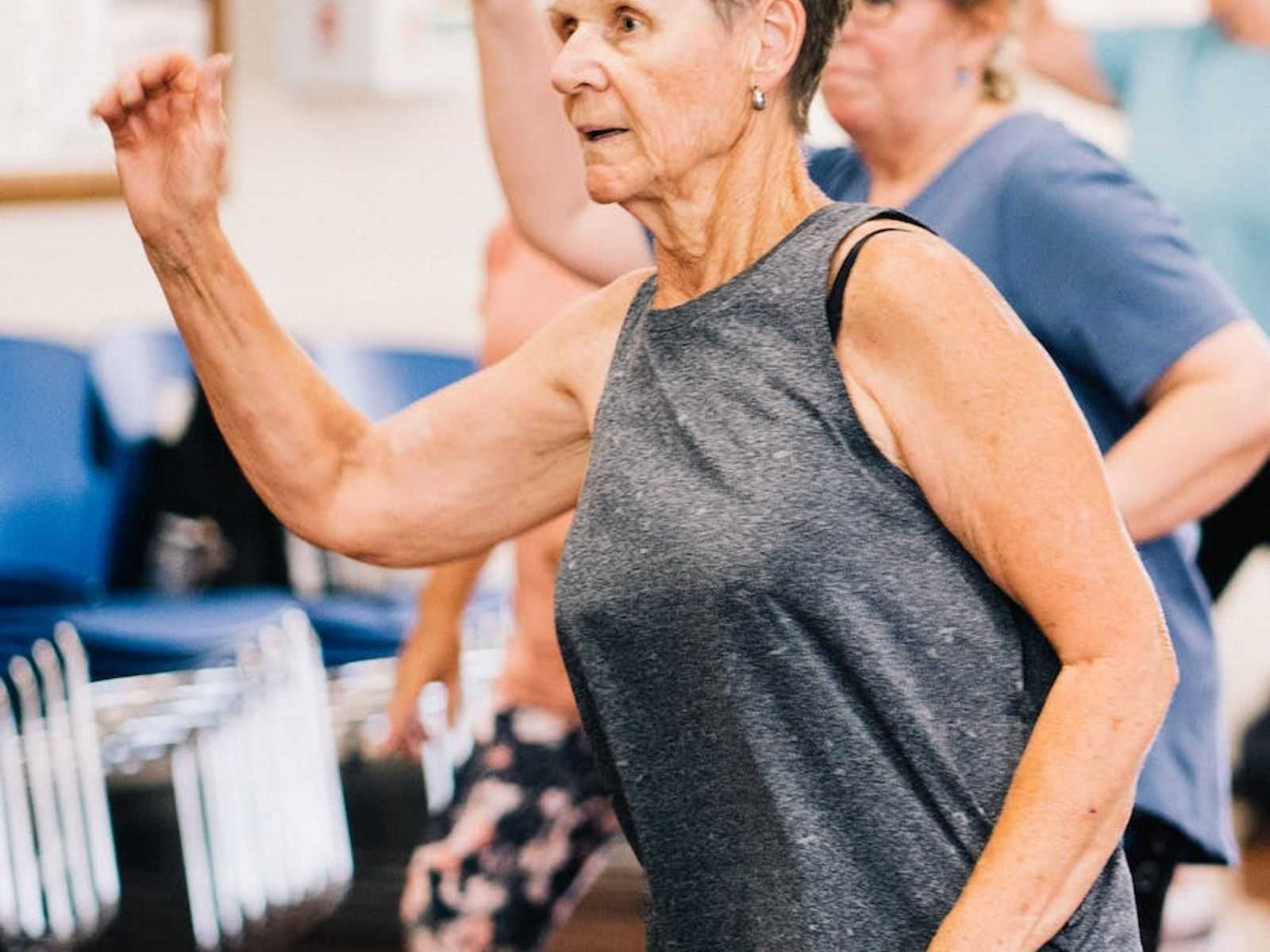 senior fitness,gymnastics elderly
